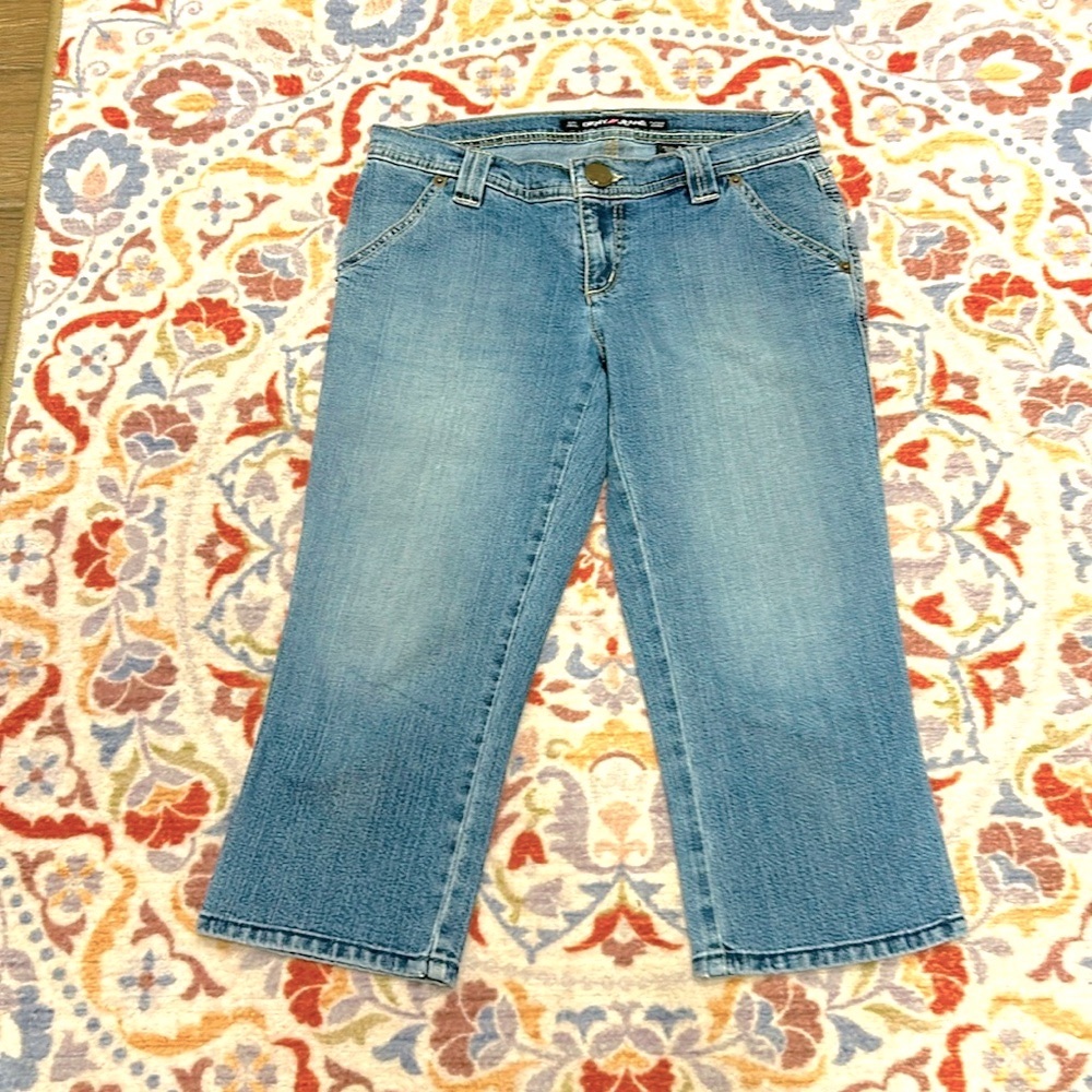DKNY Capri Jeans - Size 9